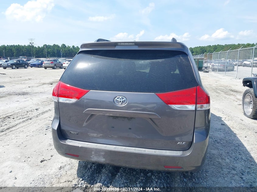 2012 Toyota Sienna Xle/Limited VIN: 5TDYK3DC2CS269492 Lot: 39999686