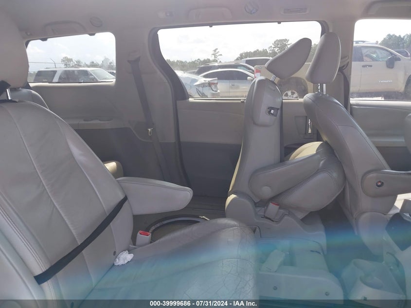 2012 Toyota Sienna Xle/Limited VIN: 5TDYK3DC2CS269492 Lot: 39999686