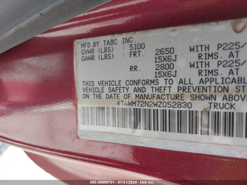 1998 Toyota Tacoma Xtracab VIN: 4TAWM72N2WZ052830 Lot: 39999701