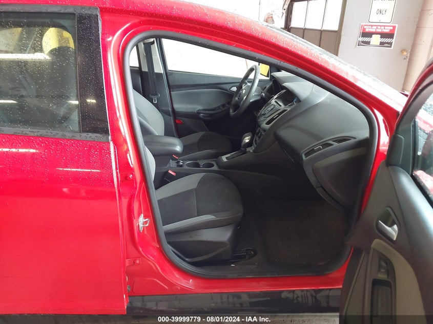 2014 FORD FOCUS VIN: 1FADP3K20EL301991