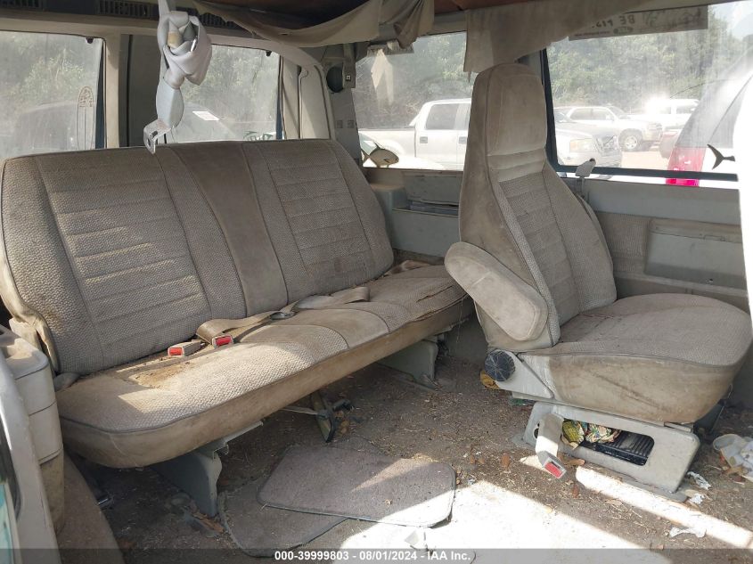 1992 Chevrolet Astro VIN: 1GNDM15Z9NB157838 Lot: 39999803