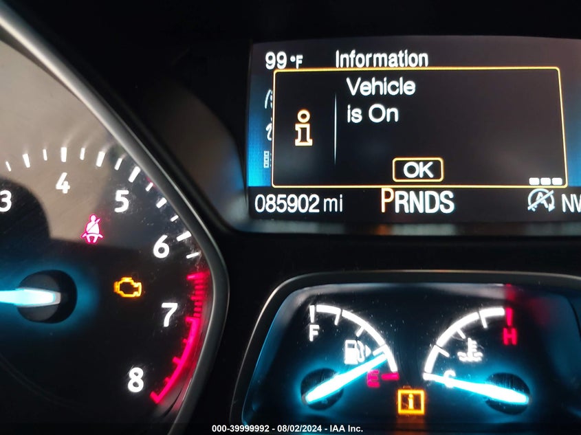 VIN 1FMCU9GD2JUC13021 2018 FORD ESCAPE SE