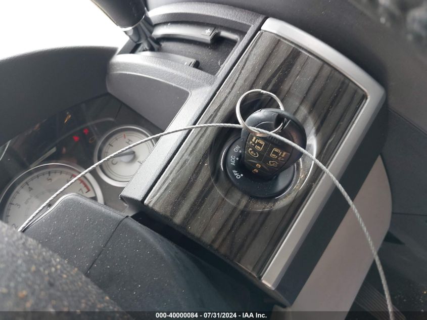 2010 Chrysler Town & Country Touring VIN: 2A4RR5DX0AR290940 Lot: 40000084