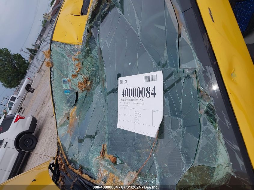 2010 Chrysler Town & Country Touring VIN: 2A4RR5DX0AR290940 Lot: 40000084