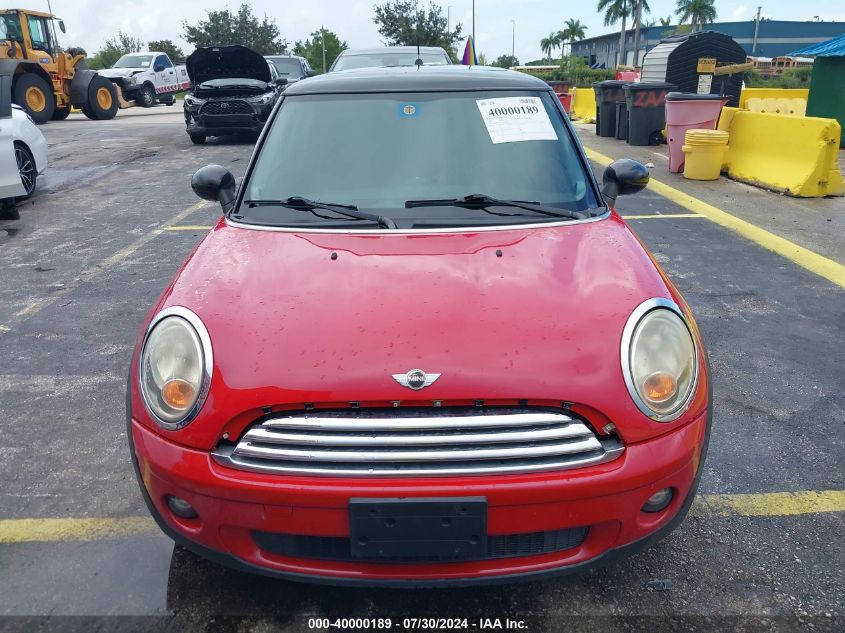 2010 Mini Cooper VIN: WMWMF3C51ATU77333 Lot: 40000189