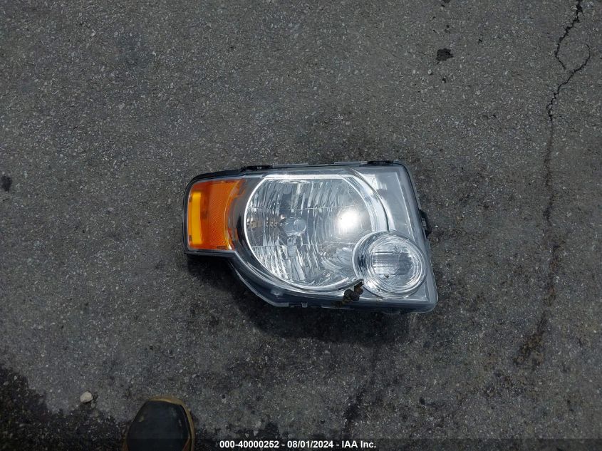 2008 Ford Escape Xlt VIN: 1FMCU03108KA72818 Lot: 40000252