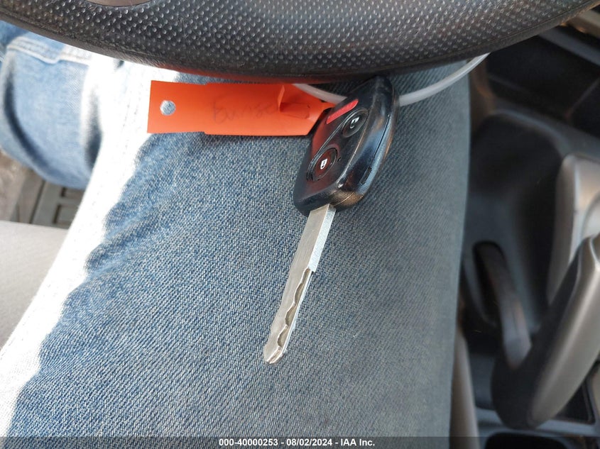 2009 Honda Civic Lx VIN: 19XFA16569E043357 Lot: 40000253