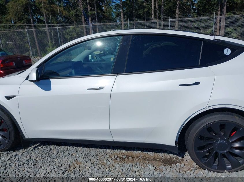 2022 Tesla Model Y Performance Dual Motor All-Wheel Drive VIN: 7SAYGDEFXNF394668 Lot: 40000297