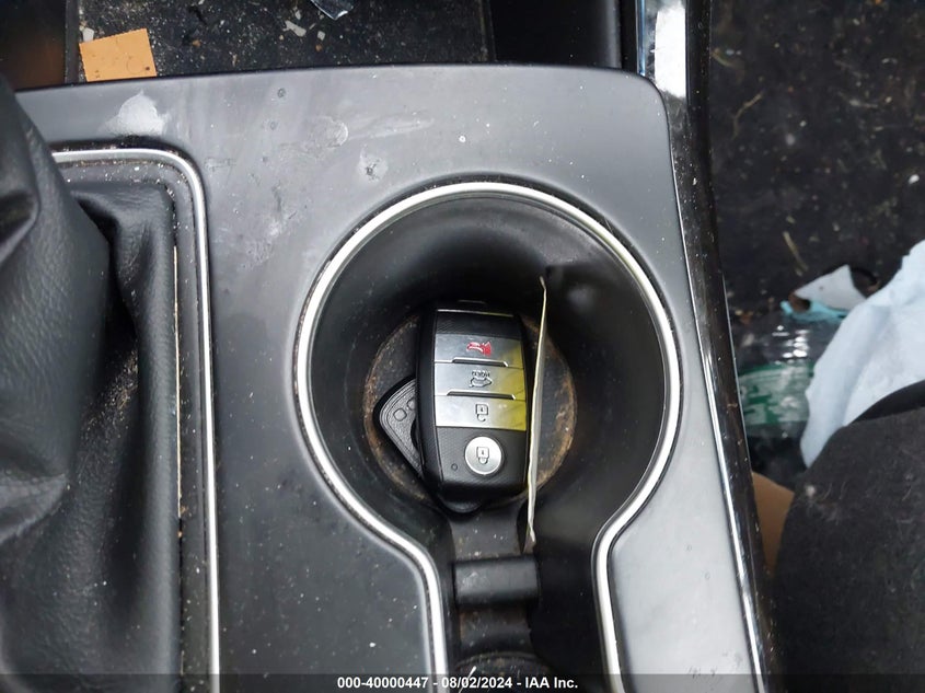 VIN 5XYPHDA50KG524786 2019 KIA SORENTO 3.3L EX