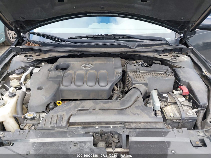 2010 Nissan Altima S VIN: 1N4AL2AP8AN460214 Lot: 40000486