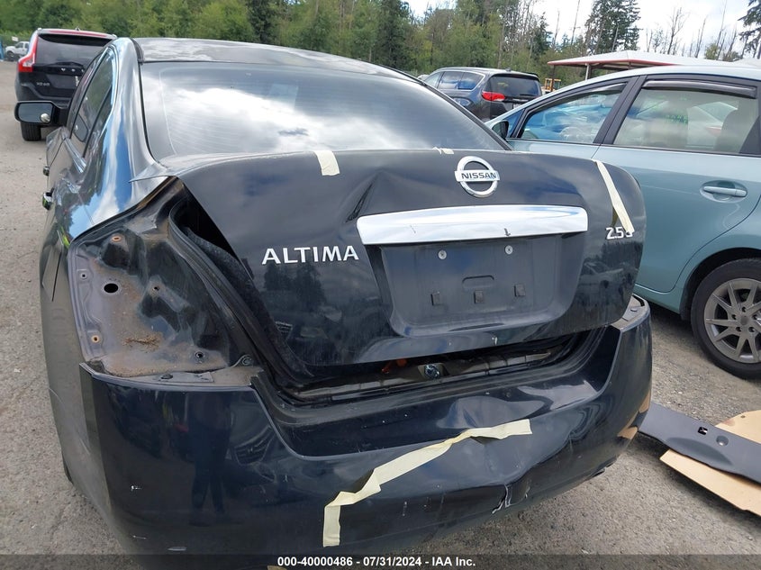 2010 Nissan Altima S VIN: 1N4AL2AP8AN460214 Lot: 40000486