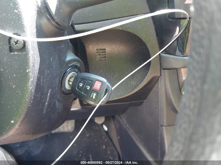 2015 TOYOTA COROLLA LE - 2T1BURHE8FC472110