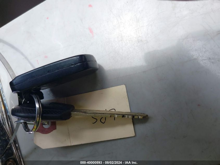 2003 Kia Sorento Ex/Lx VIN: KNDJC733X35057422 Lot: 40000593