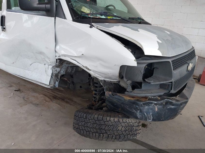 2007 Chevrolet Express Work Van VIN: 1GCGG29V271172717 Lot: 40000598