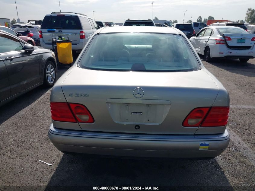 1998 Mercedes-Benz E 320 VIN: WDBJF65F2WA573244 Lot: 40000670