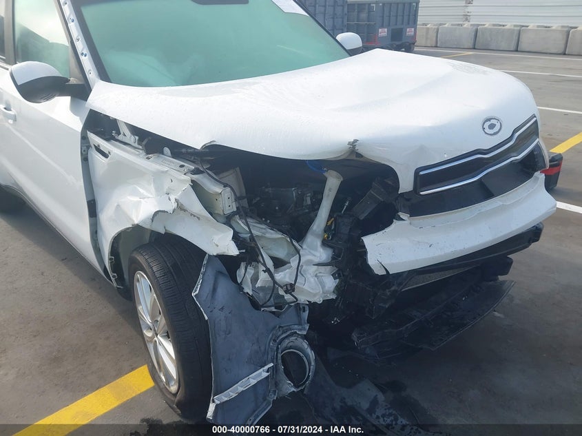 2018 KIA SOUL + - KNDJP3A59J7530410