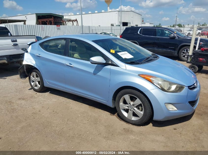 KMHDH4AE4DU636877 2013 Hyundai Elantra Gls