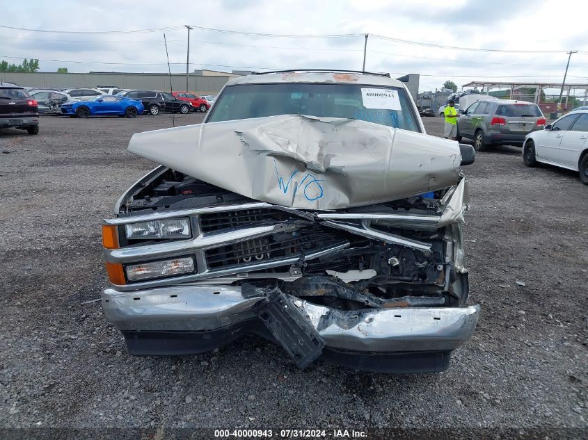 1999 Chevrolet Suburban 1500 Lt VIN: 3GNEC16R3XG140419 Lot: 40000943