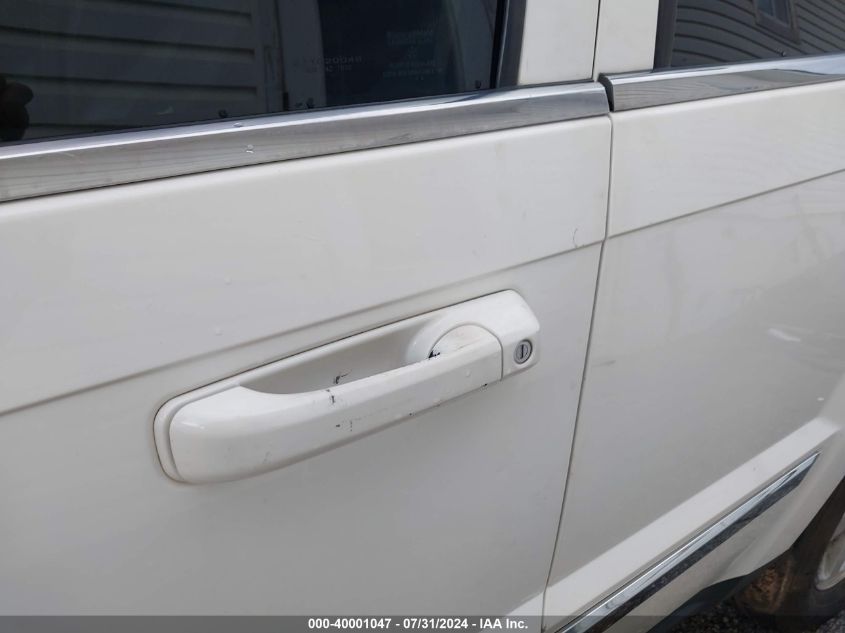 2005 Jeep Grand Cherokee Limited VIN: 1J8HR58285C641262 Lot: 40001047