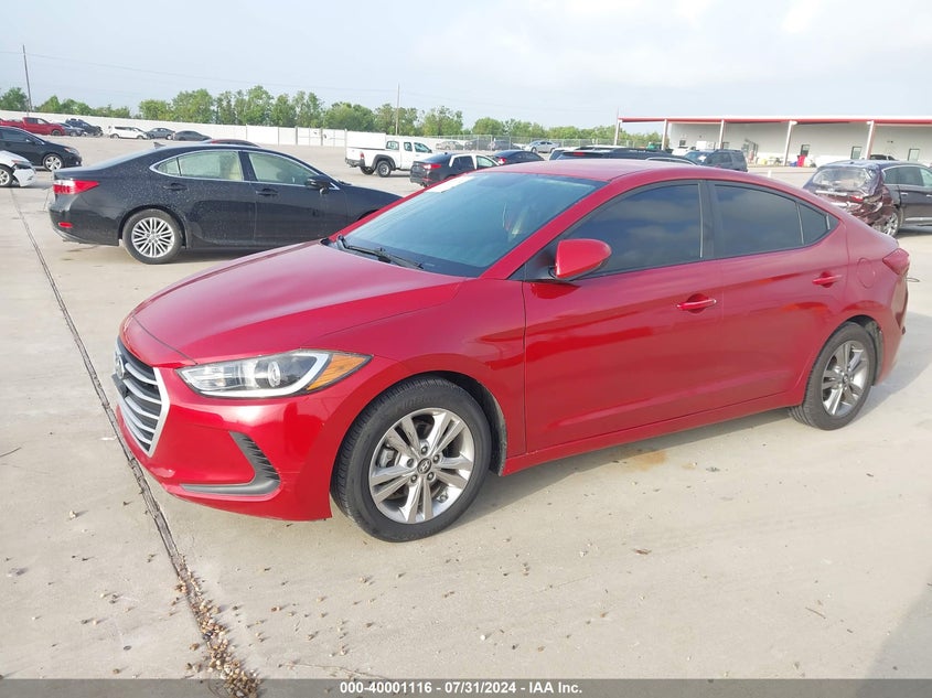 2018 HYUNDAI ELANTRA VIN: 3KPA25AD2ME372854