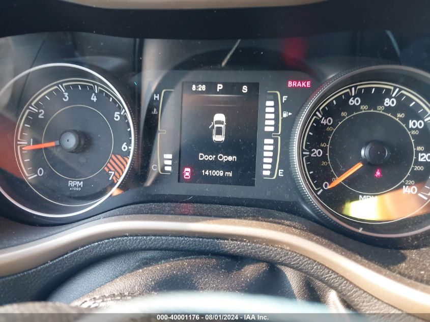 2015 Jeep Cherokee Latitude VIN: 1C4PJMCB1FW733793 Lot: 40001176