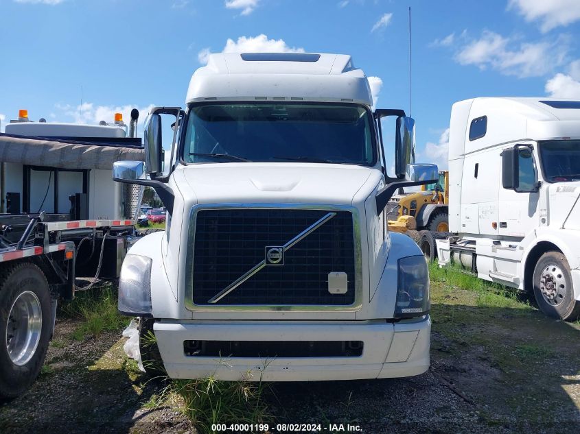 2017 Volvo Vnl VIN: 4V4NC9EH2HN980754 Lot: 40001199