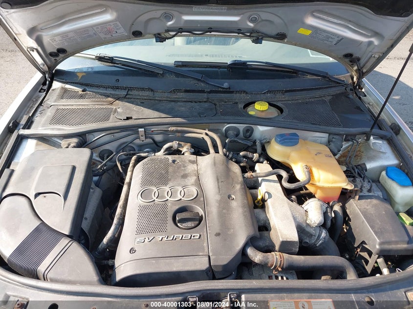 2001 Audi A4 1.8T Avant Quattro VIN: WAUKC68D71A114225 Lot: 40001303