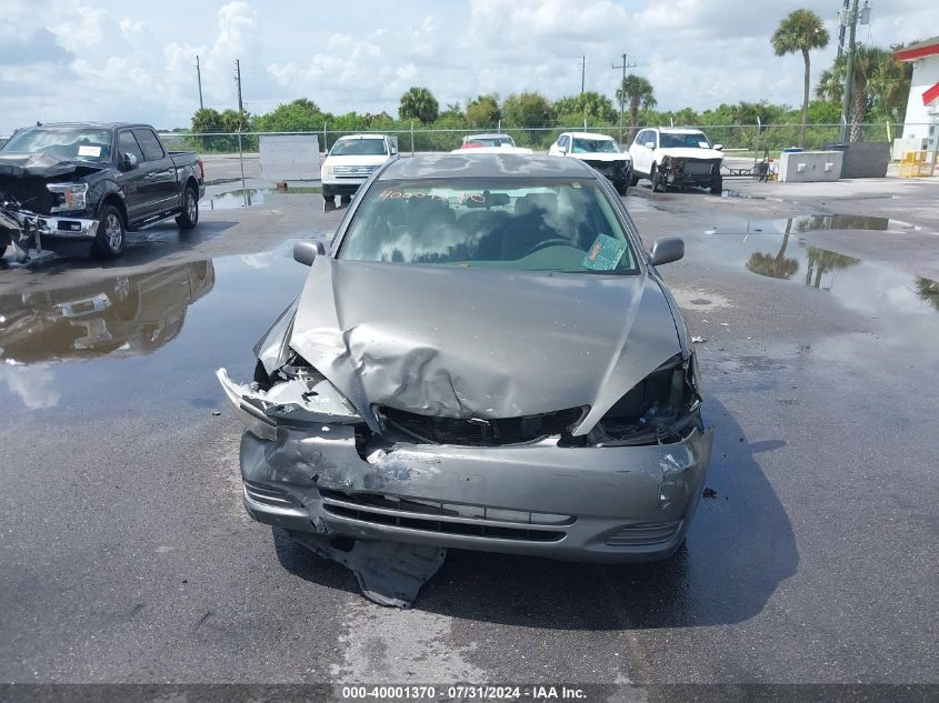 2004 Toyota Camry Le VIN: 4T1BE32K54U922235 Lot: 40001370