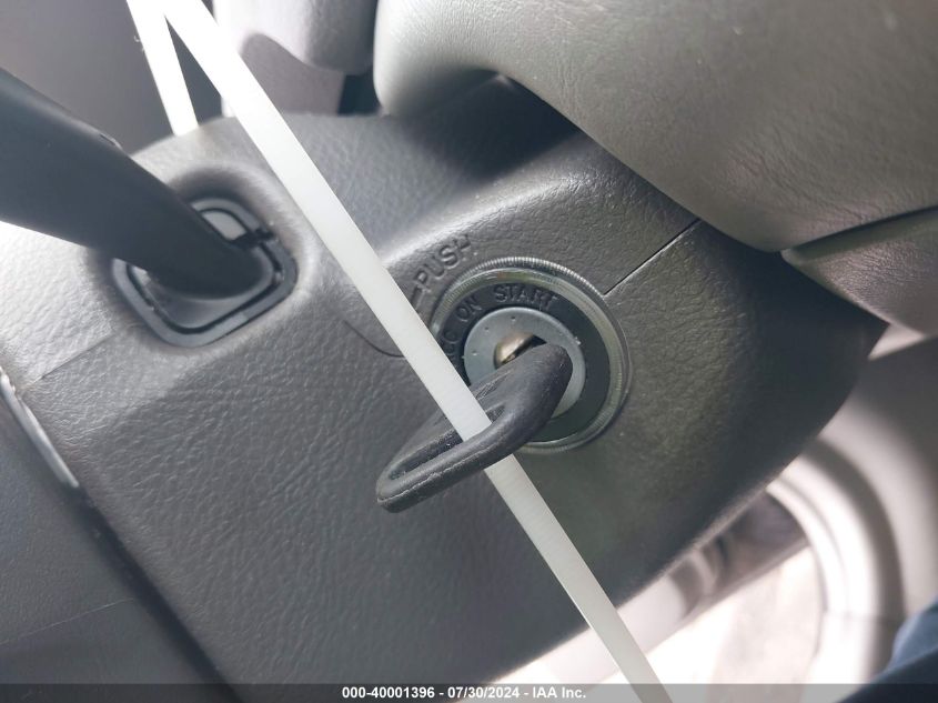 2004 Toyota Camry Le VIN: 4T1BE32K84U888047 Lot: 39998596