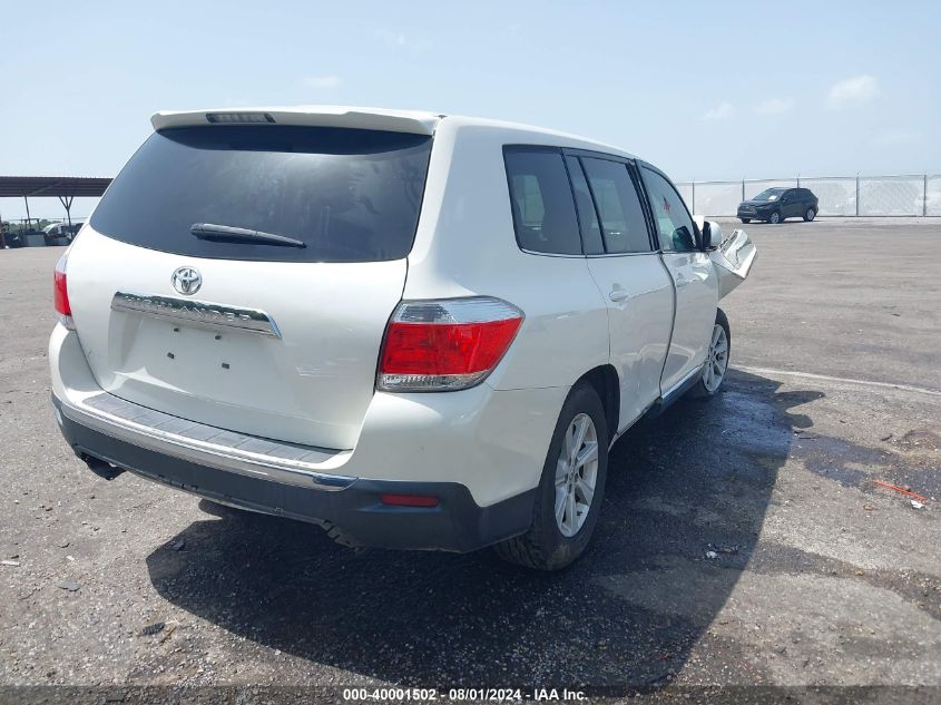 VIN 5TDZK3EH9DS142500 2013 TOYOTA HIGHLANDER no.4