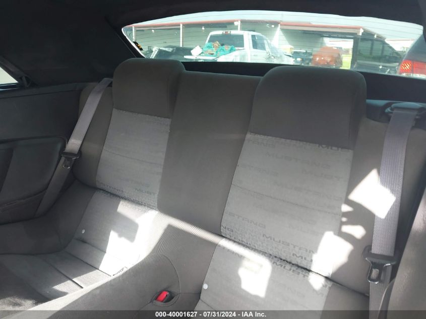 2007 Ford Mustang V6 Deluxe/V6 Premium VIN: 1ZVFT84N175346588 Lot: 40001627