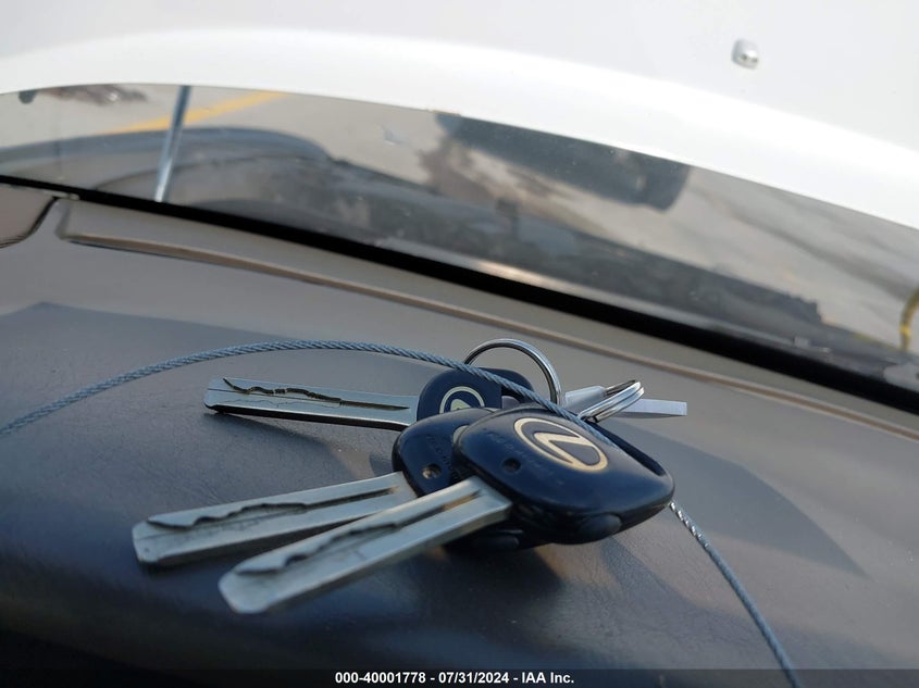 1996 Lexus Es 300 VIN: JT8BF12G7T0171094 Lot: 40001778