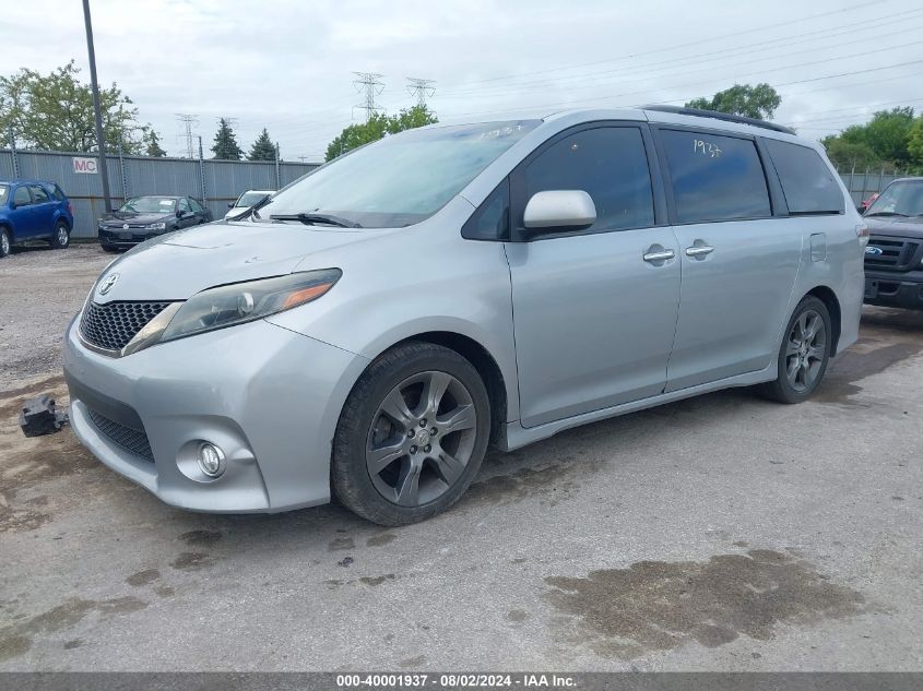 5TDXK3DC8FS640395 2015 TOYOTA SIENNA - Image 2