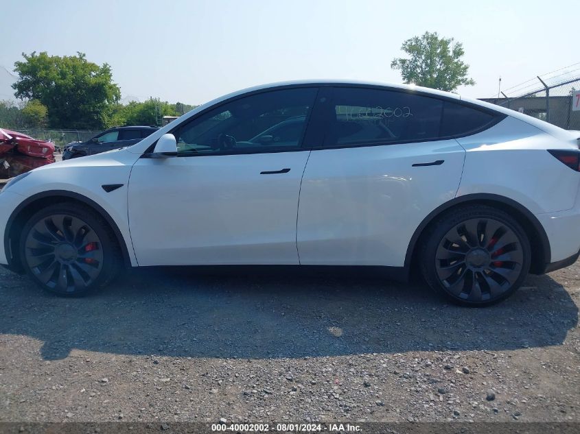 2022 Tesla Model Y Performance Dual Motor All-Wheel Drive VIN: 7SAYGDEF0NF461214 Lot: 40002002