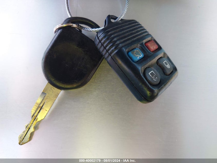 2006 Ford Expedition Eddie Bauer/King Ranch VIN: 1FMFU18516LA93201 Lot: 40002179