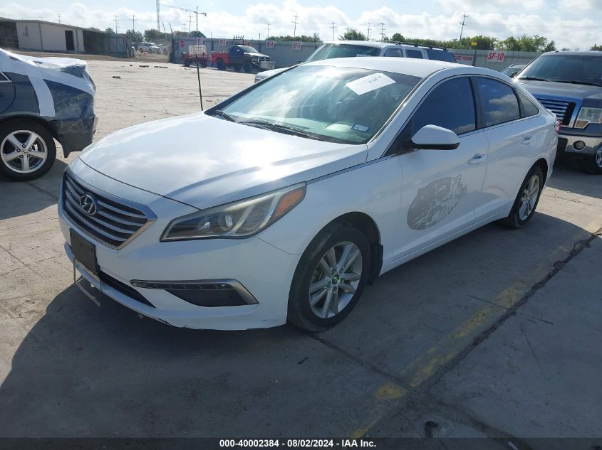 5NPE24AF8FH176686 2015 HYUNDAI SONATA - Image 2