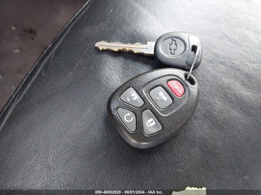 2008 Chevrolet Impala 50Th Anniversary VIN: 2G1WV58K281353363 Lot: 40002820