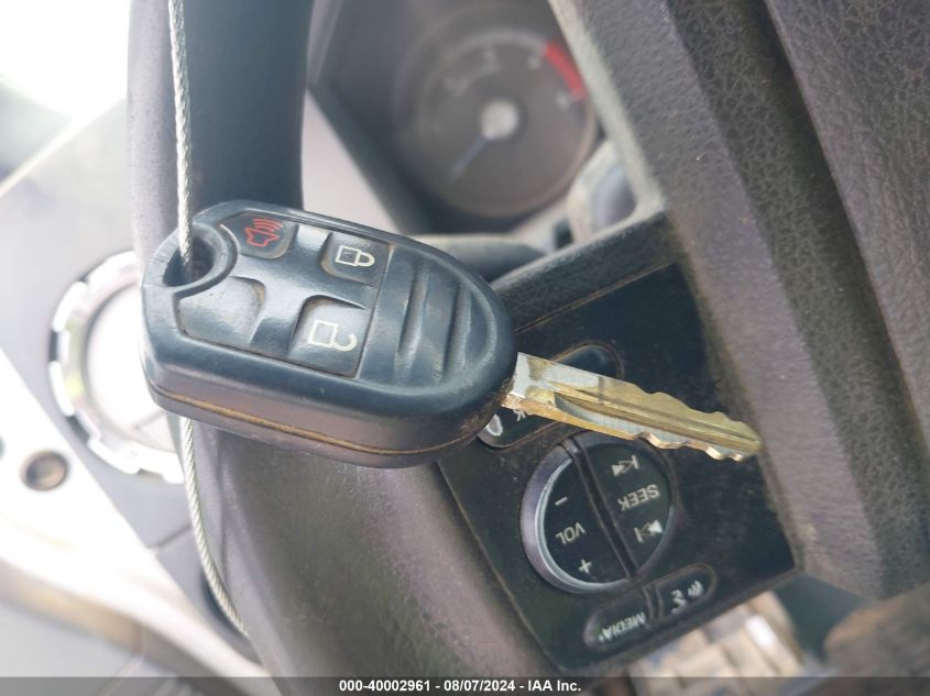 2015 Ford F-350 Chassis Xl VIN: 1FD8W3HT2FEB09715 Lot: 40002961