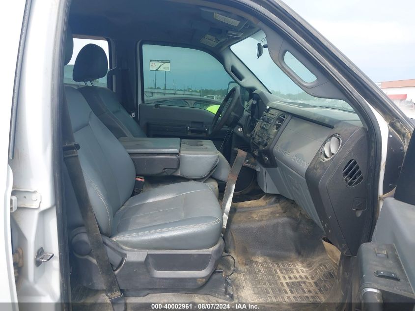 2015 Ford F-350 Chassis Xl VIN: 1FD8W3HT2FEB09715 Lot: 40002961