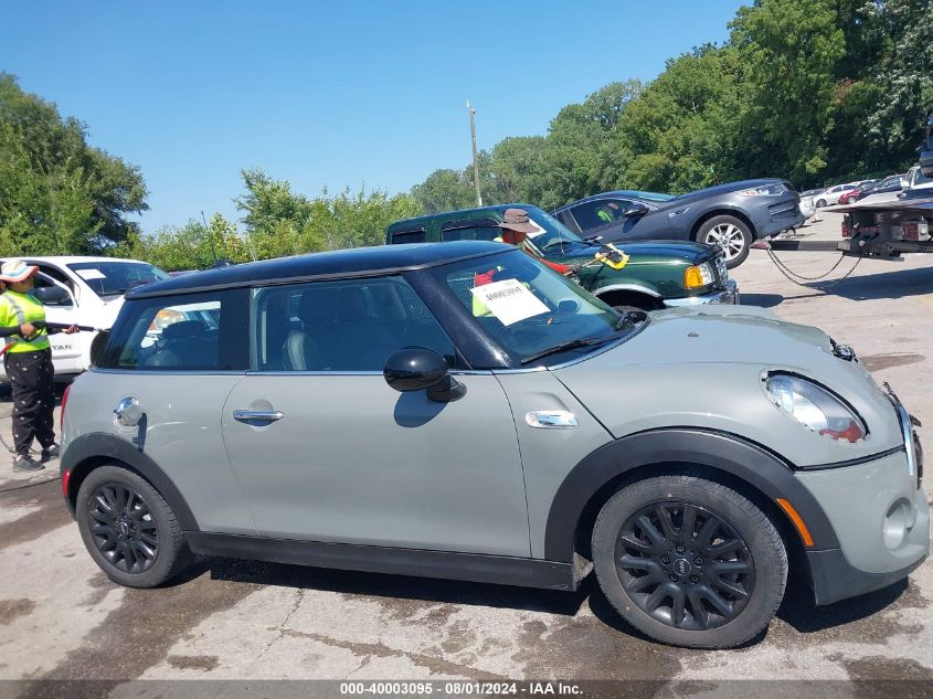 2017 Mini Hardtop Cooper S VIN: WMWXP7C57H2A44510 Lot: 40003095