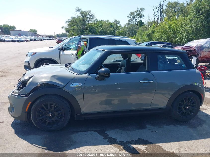 2017 Mini Hardtop Cooper S VIN: WMWXP7C57H2A44510 Lot: 40003095