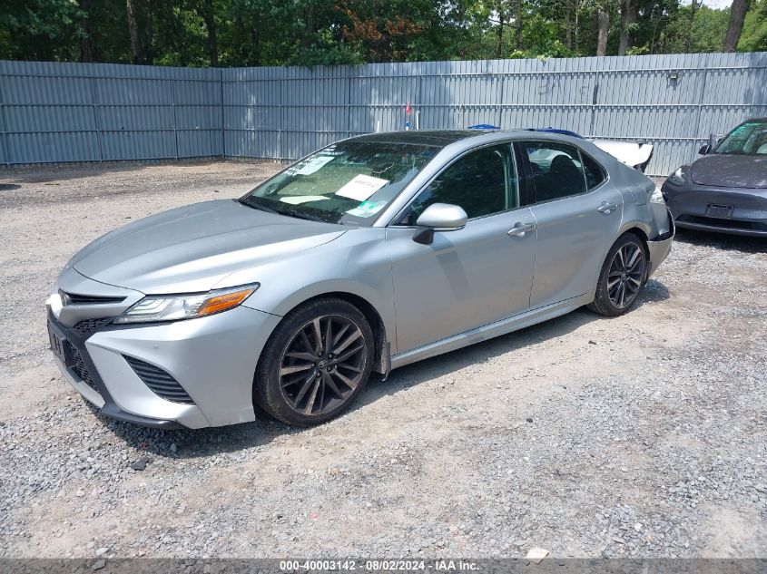 4T1BZ1HK9JU503073 2018 TOYOTA CAMRY - Image 2