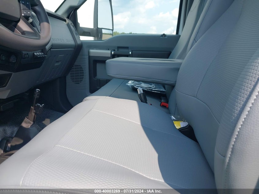 2025 FORD F-650 DIESEL(VIN: 1FDNF6DCXSDF06499