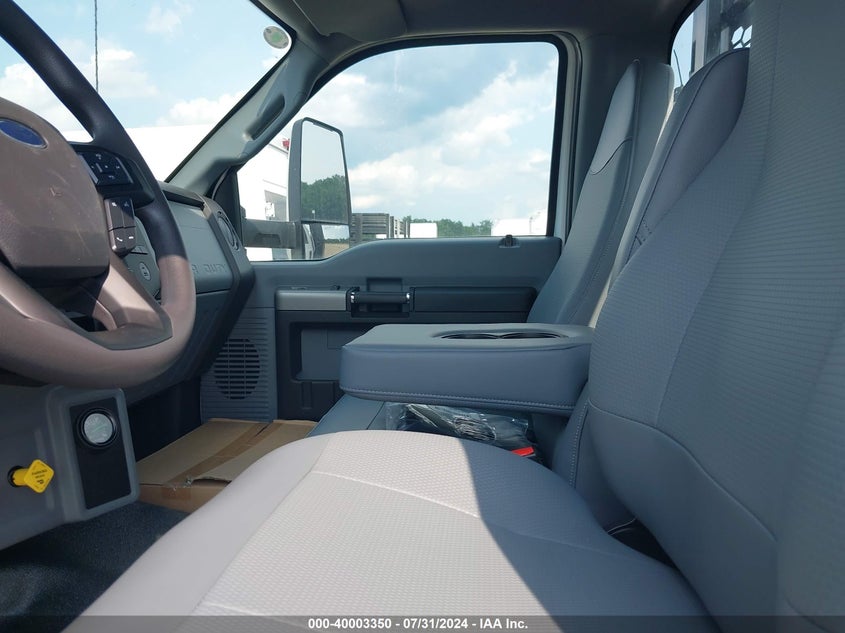 2025 FORD F-650 DIESEL(VIN: 1FDWF6DC6SDF00378