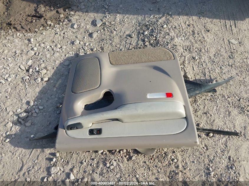 2003 Chevrolet Suburban 1500 Lt VIN: 1GNEC16Z73J178728 Lot: 40003407