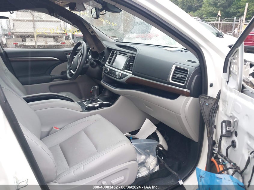 2015 TOYOTA HIGHLANDER LIMITED/LTD PLATINUM - 5TDDKRFH8FS140431