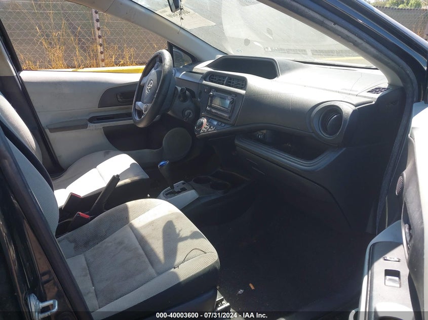 2012 Toyota Prius C VIN: JTDKDTB34C1516186 Lot: 40003600