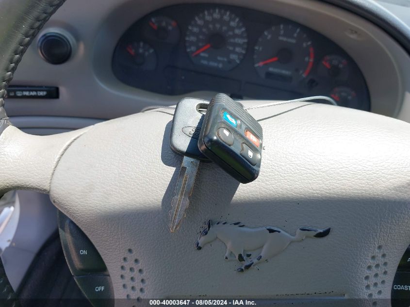 2000 Ford Mustang VIN: 1FAFP4447YF251350 Lot: 40003647