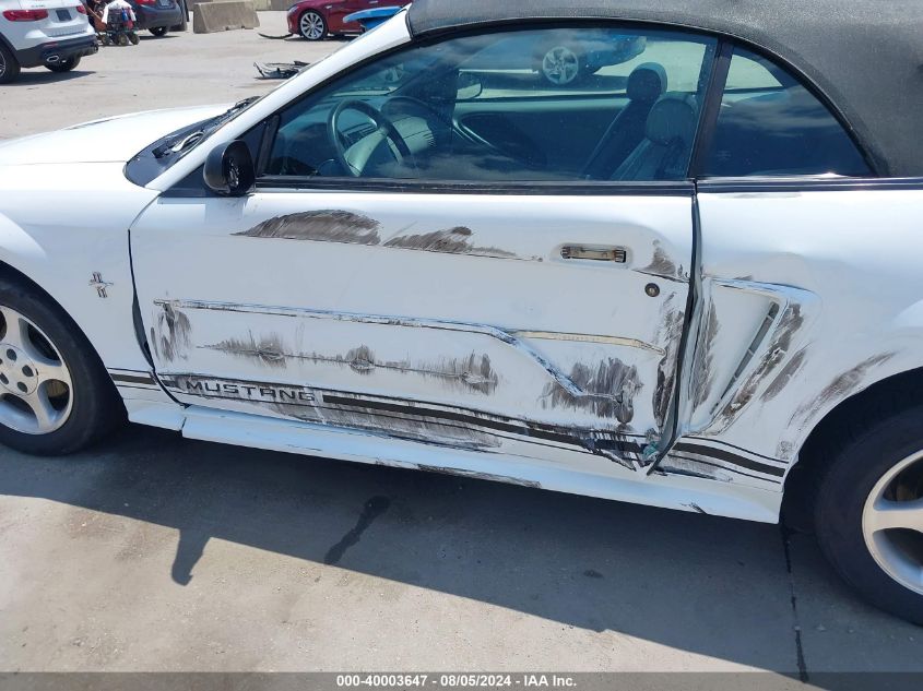 2000 Ford Mustang VIN: 1FAFP4447YF251350 Lot: 40003647
