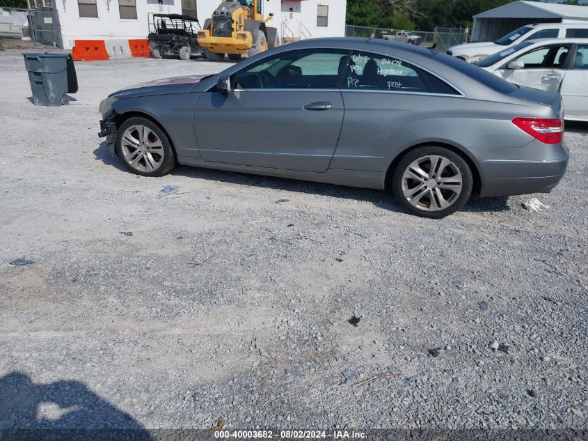 2011 Mercedes-Benz E 350 VIN: WDDKJ5GB6BF092151 Lot: 40003682